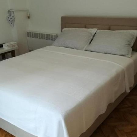 Apartman Olymp Osijek-Garaza Exteriör bild