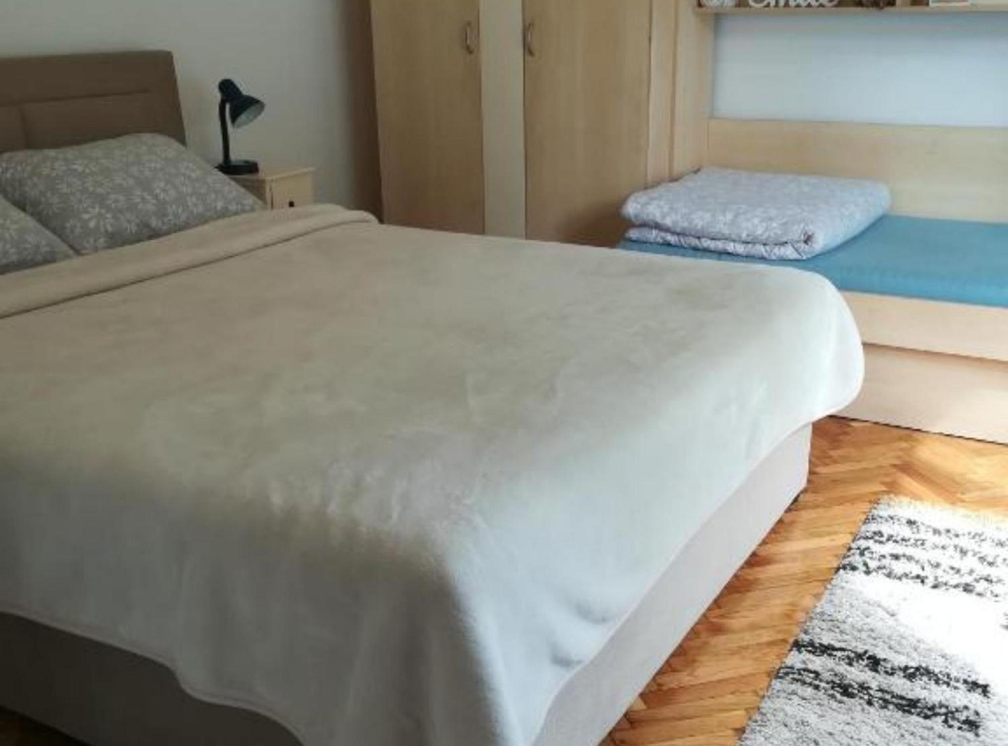 Apartman Olymp Osijek-Garaza Exteriör bild