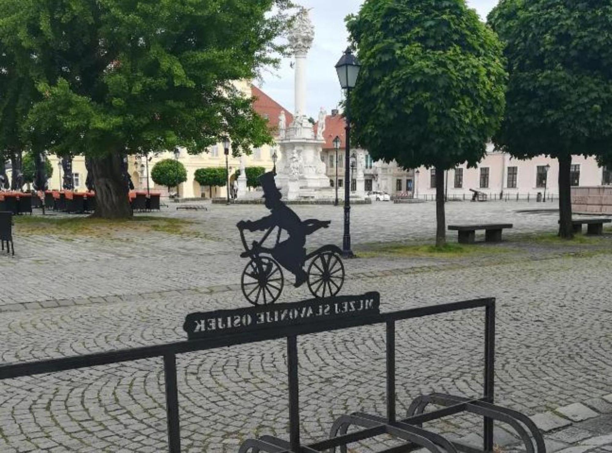 Apartman Olymp Osijek-Garaza Exteriör bild